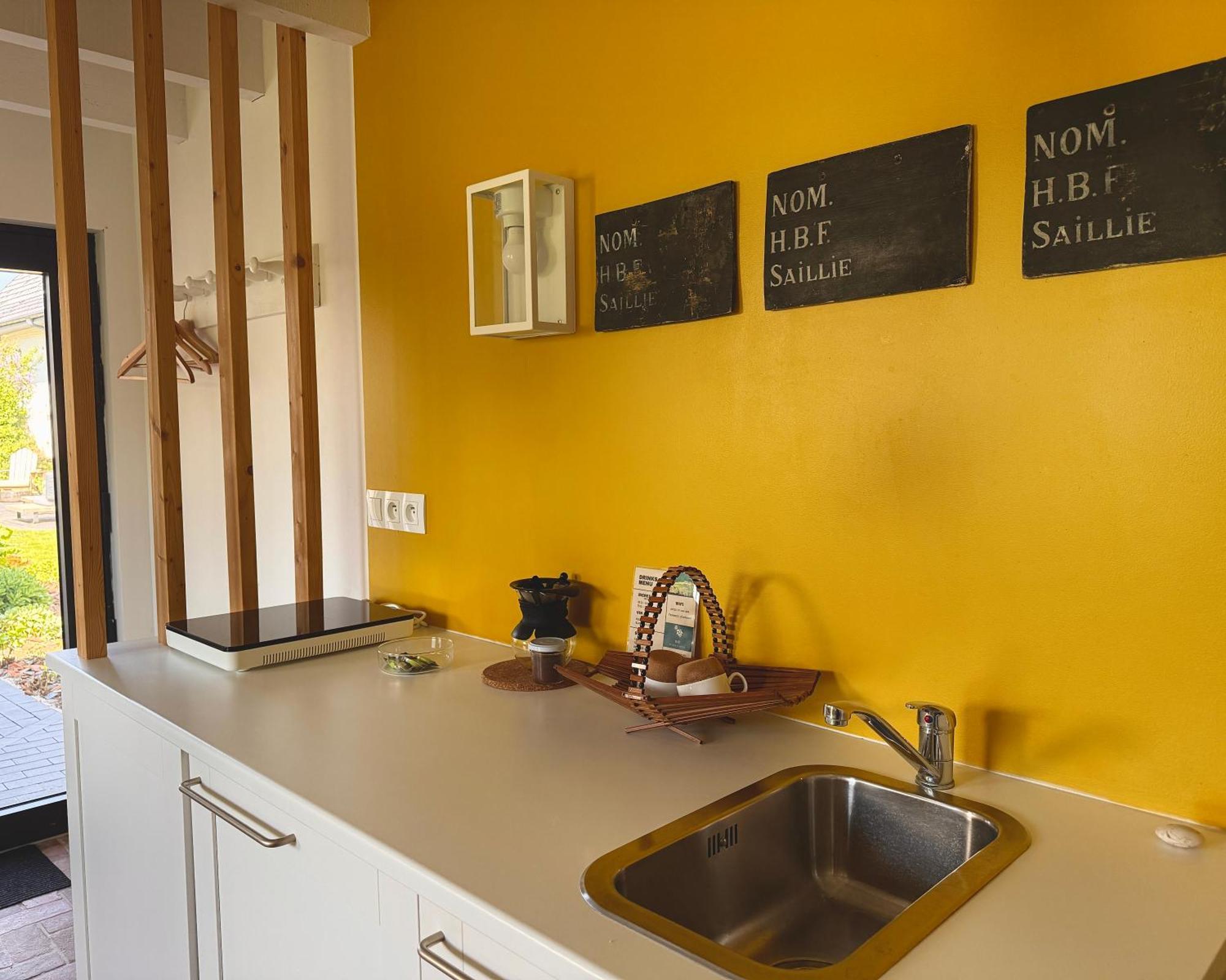 We Maison D'Hotes Кассель Экстерьер фото