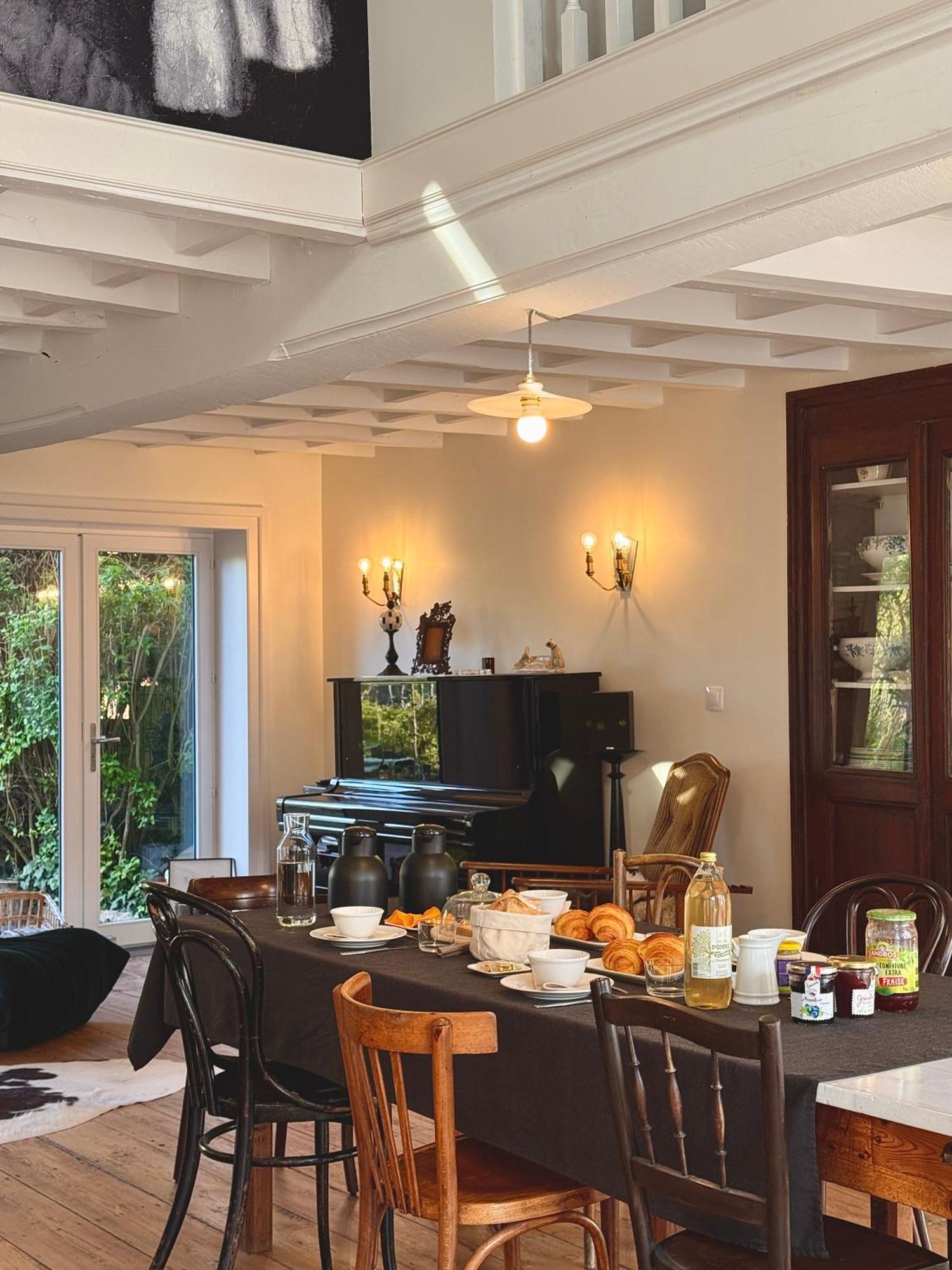 We Maison D'Hotes Кассель Экстерьер фото